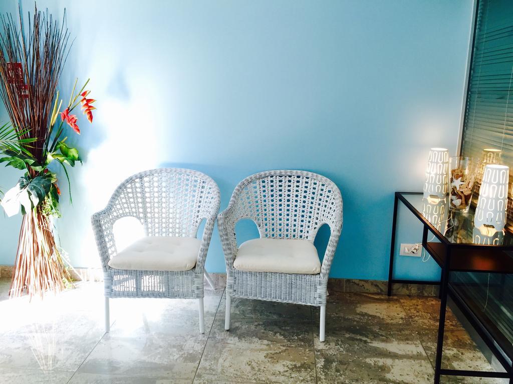 ريميني Residence Frontemare المظهر الخارجي الصورة