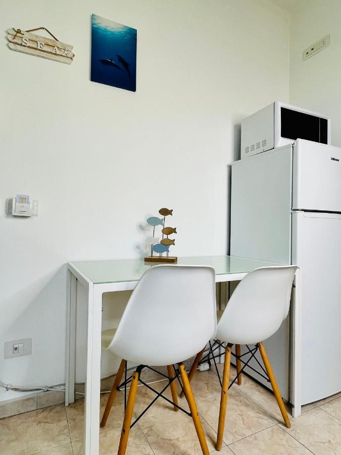 ريميني Residence Frontemare المظهر الخارجي الصورة