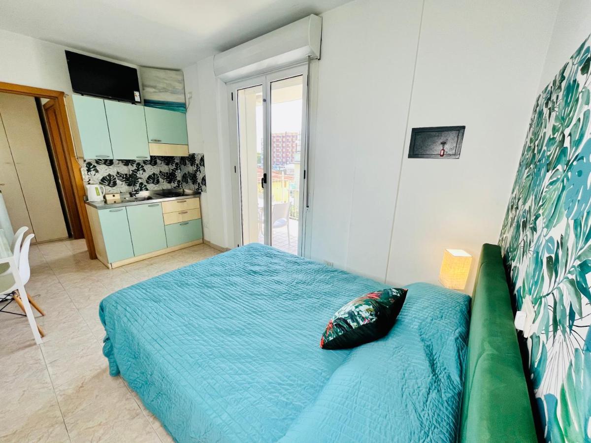 ريميني Residence Frontemare المظهر الخارجي الصورة