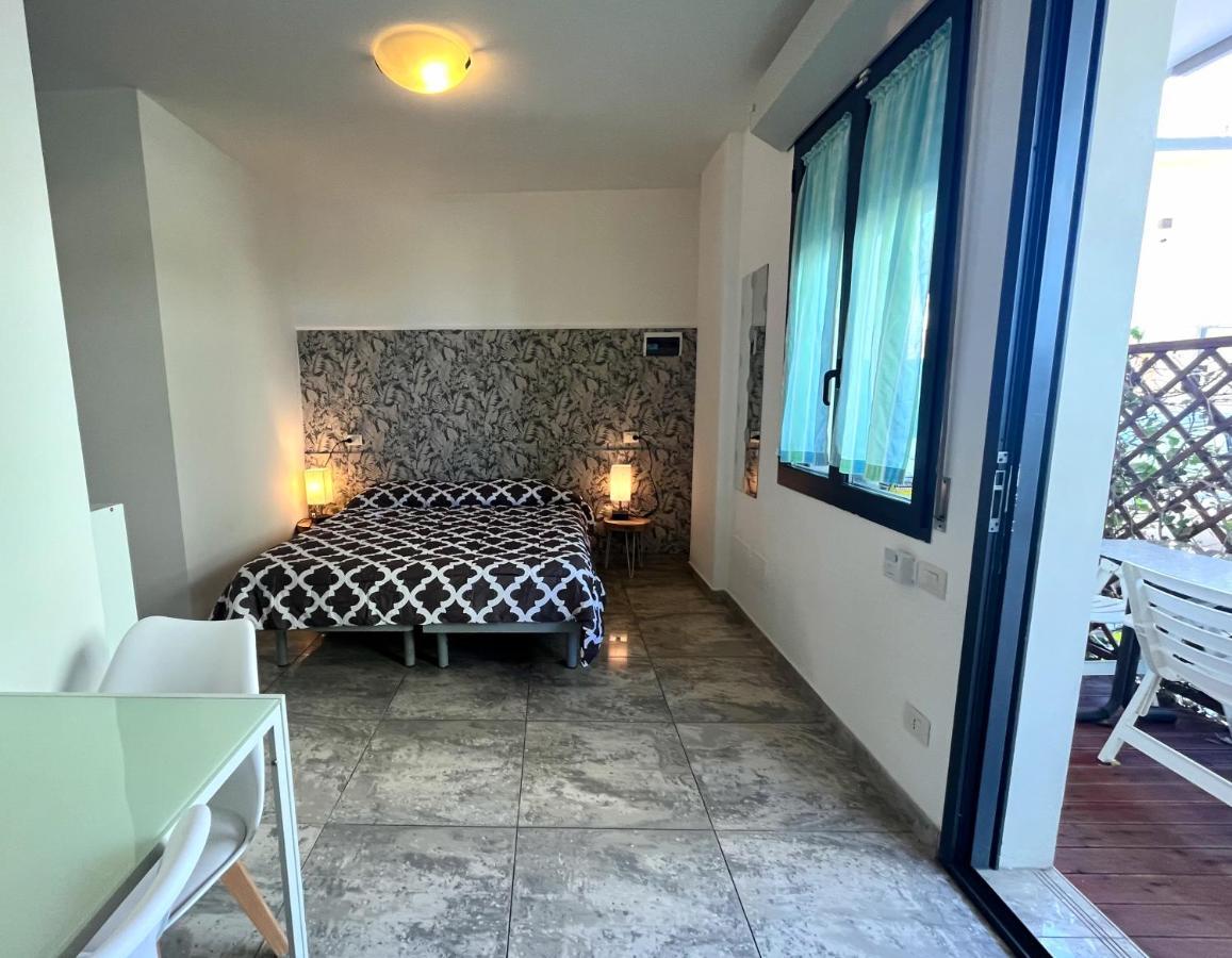 ريميني Residence Frontemare المظهر الخارجي الصورة
