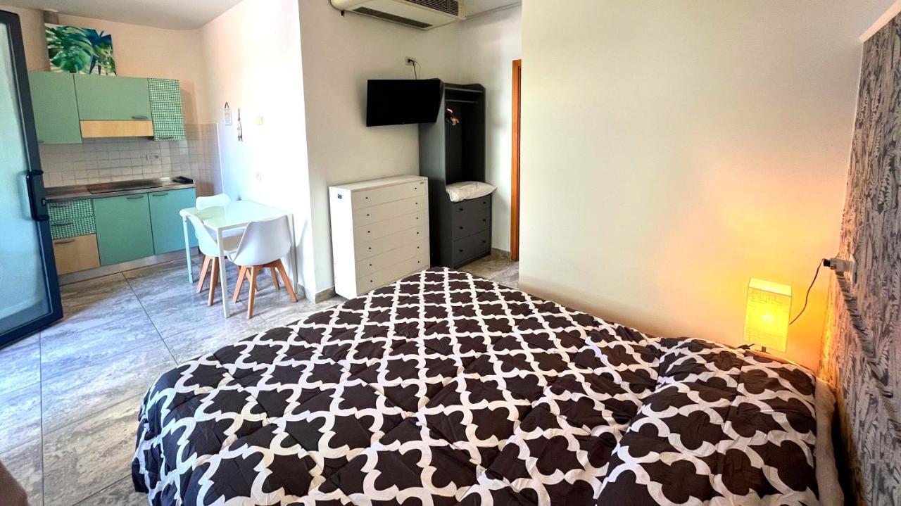 ريميني Residence Frontemare المظهر الخارجي الصورة