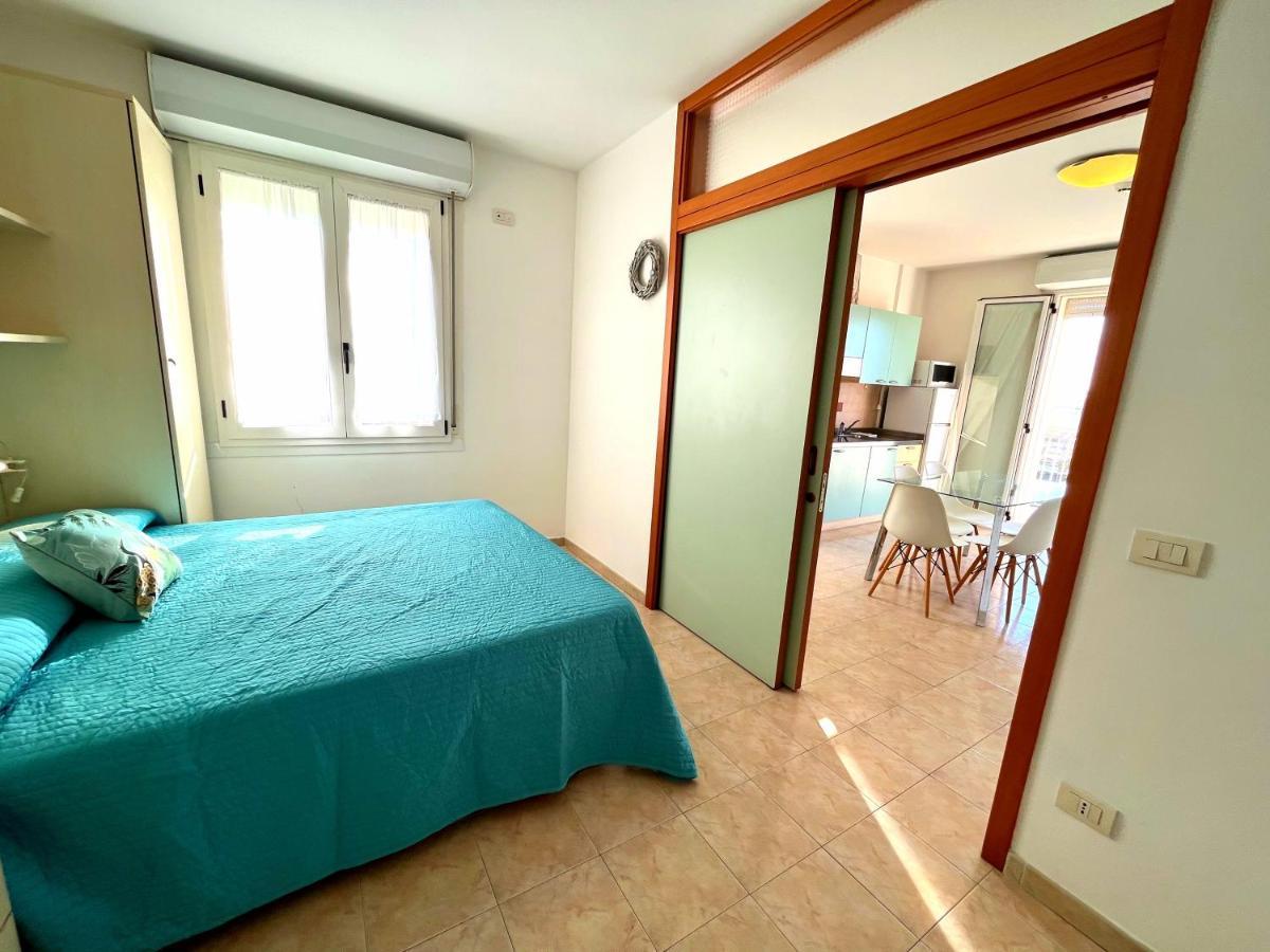 ريميني Residence Frontemare المظهر الخارجي الصورة