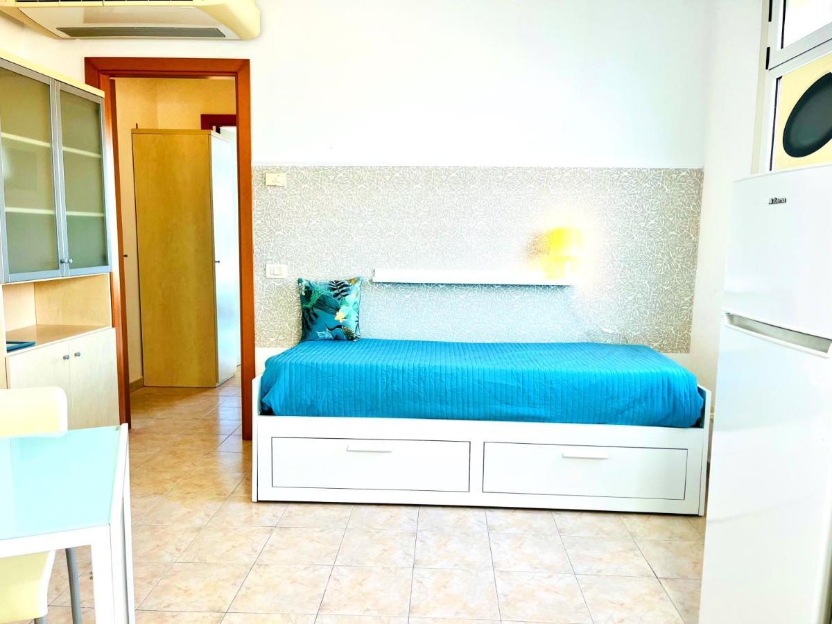 ريميني Residence Frontemare المظهر الخارجي الصورة