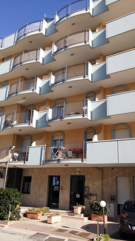 ريميني Residence Frontemare الغرفة الصورة